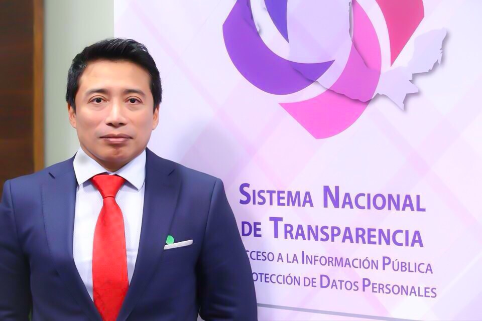 modulos/noticias/archivos/290/files/Jorge gasca comite de gobierno abierno 5 nov 15.jpg
